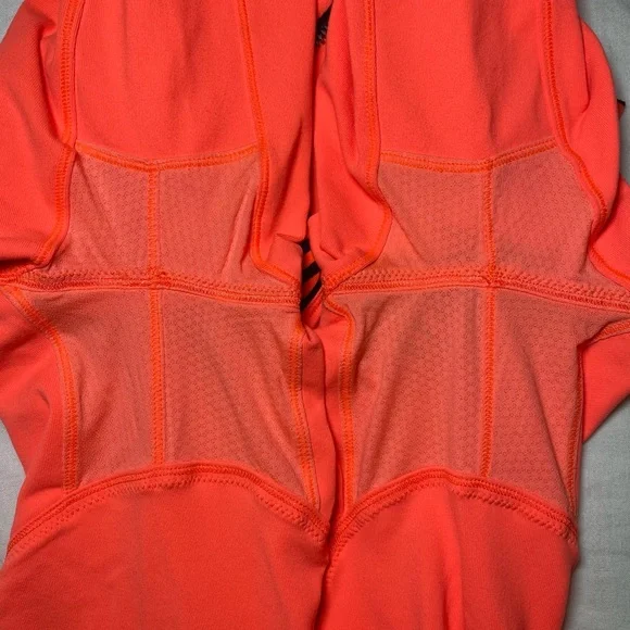 Lululemon Forme Jacket Size 6 Light flare/Inkwell/Stripes - Picture 9 of 15